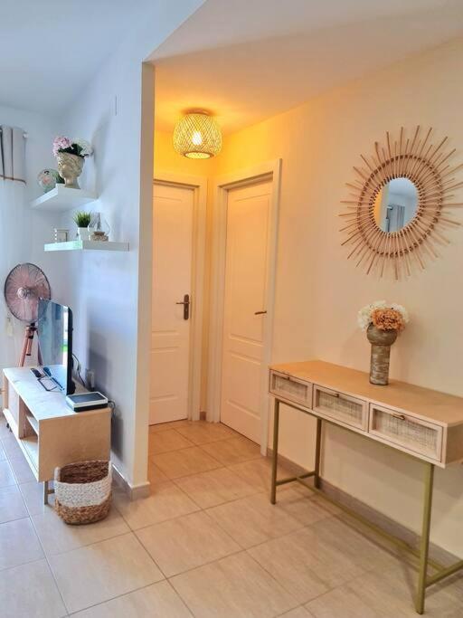 Homely Apt In Modern Building With Pool Сан-Мігель-де-Абона Екстер'єр фото