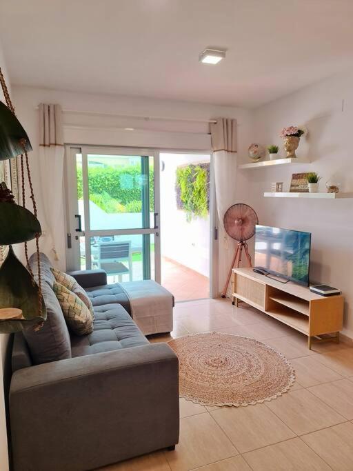 Homely Apt In Modern Building With Pool Сан-Мігель-де-Абона Екстер'єр фото
